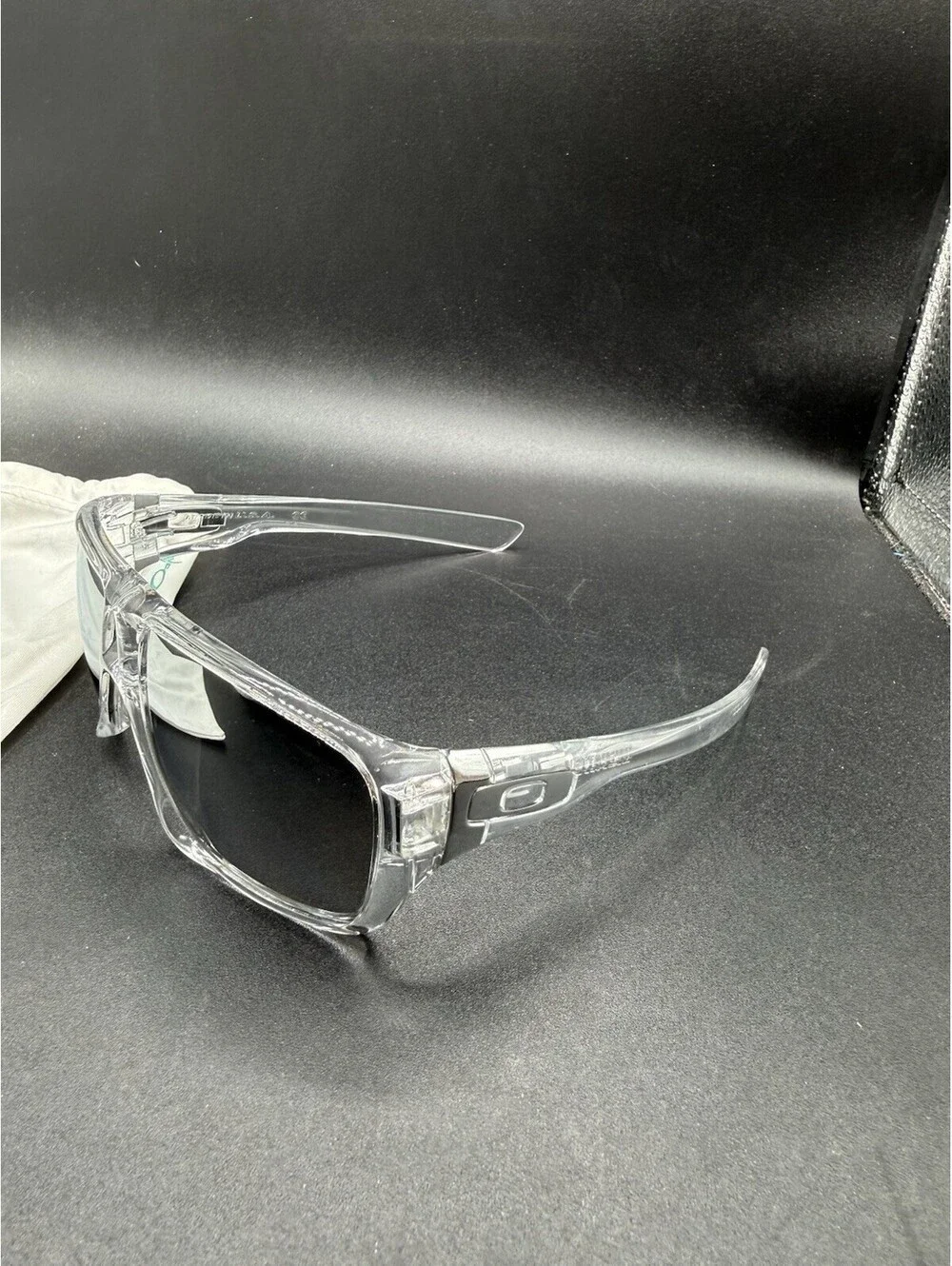 Oakley Dispatch Polished Clear/Chrome Iridium Lenses OO9090-05